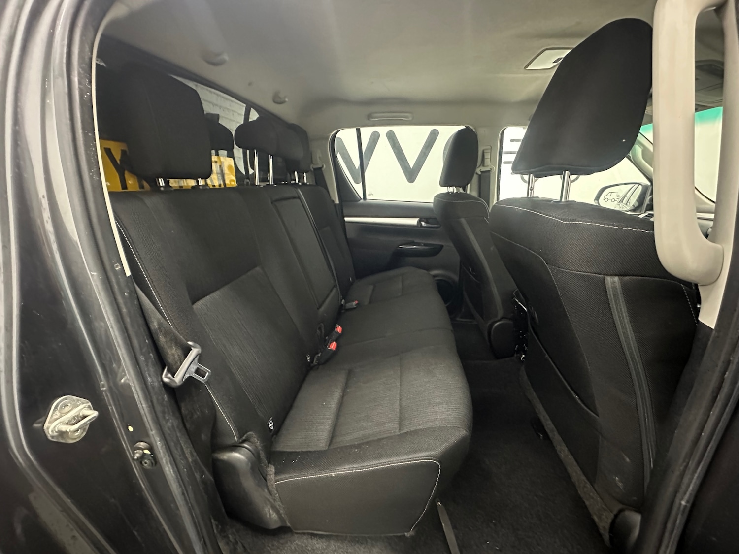 Used Toyota Hilux 2021 for sale - 76981648: Photo 24