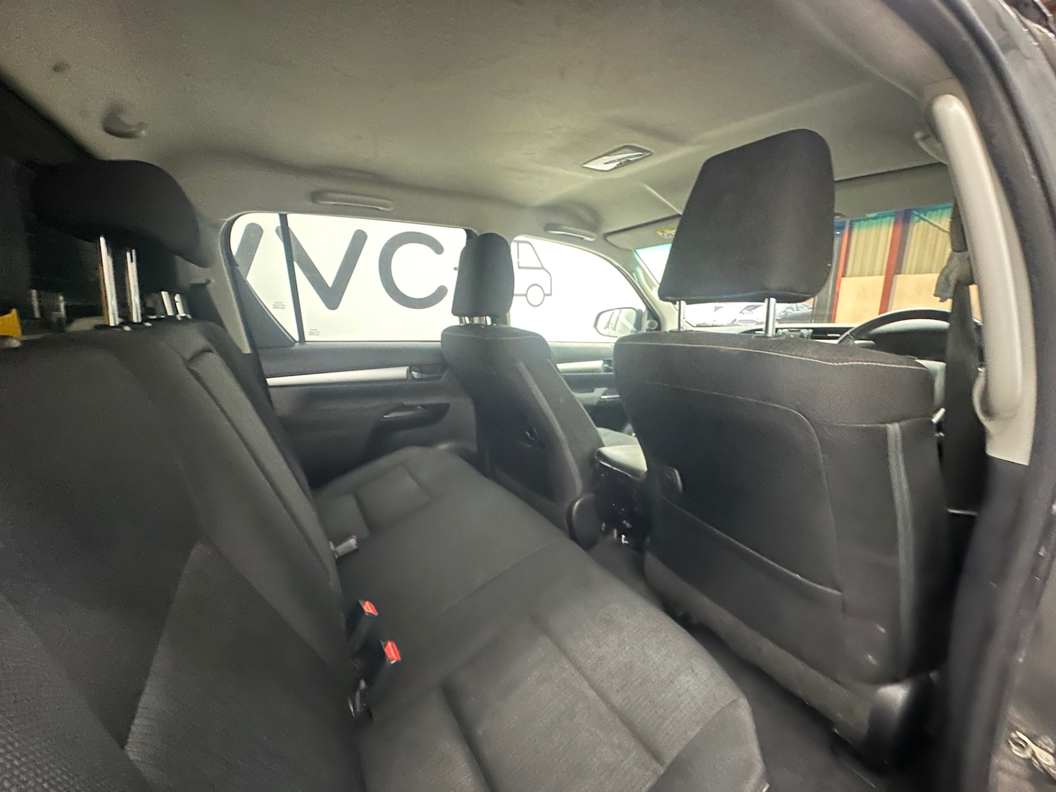 Used Toyota Hilux 2021 for sale - 76981648: Photo 25