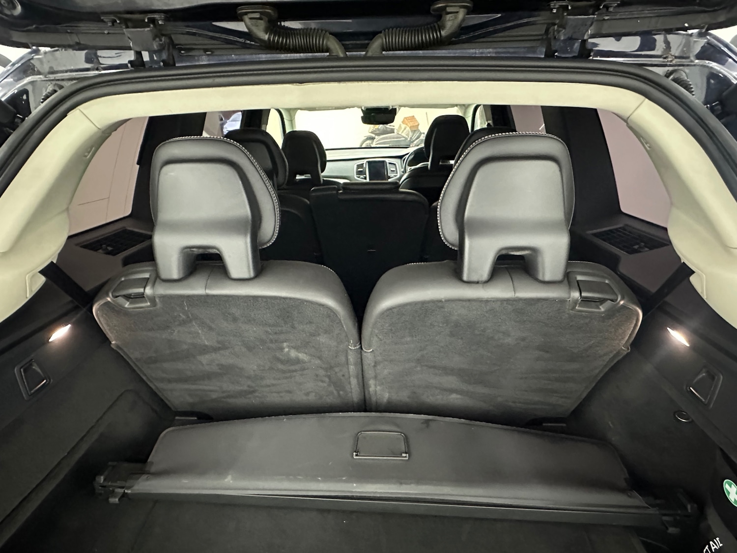 Used Volvo XC90 2017 for sale - 77298704: Photo 17