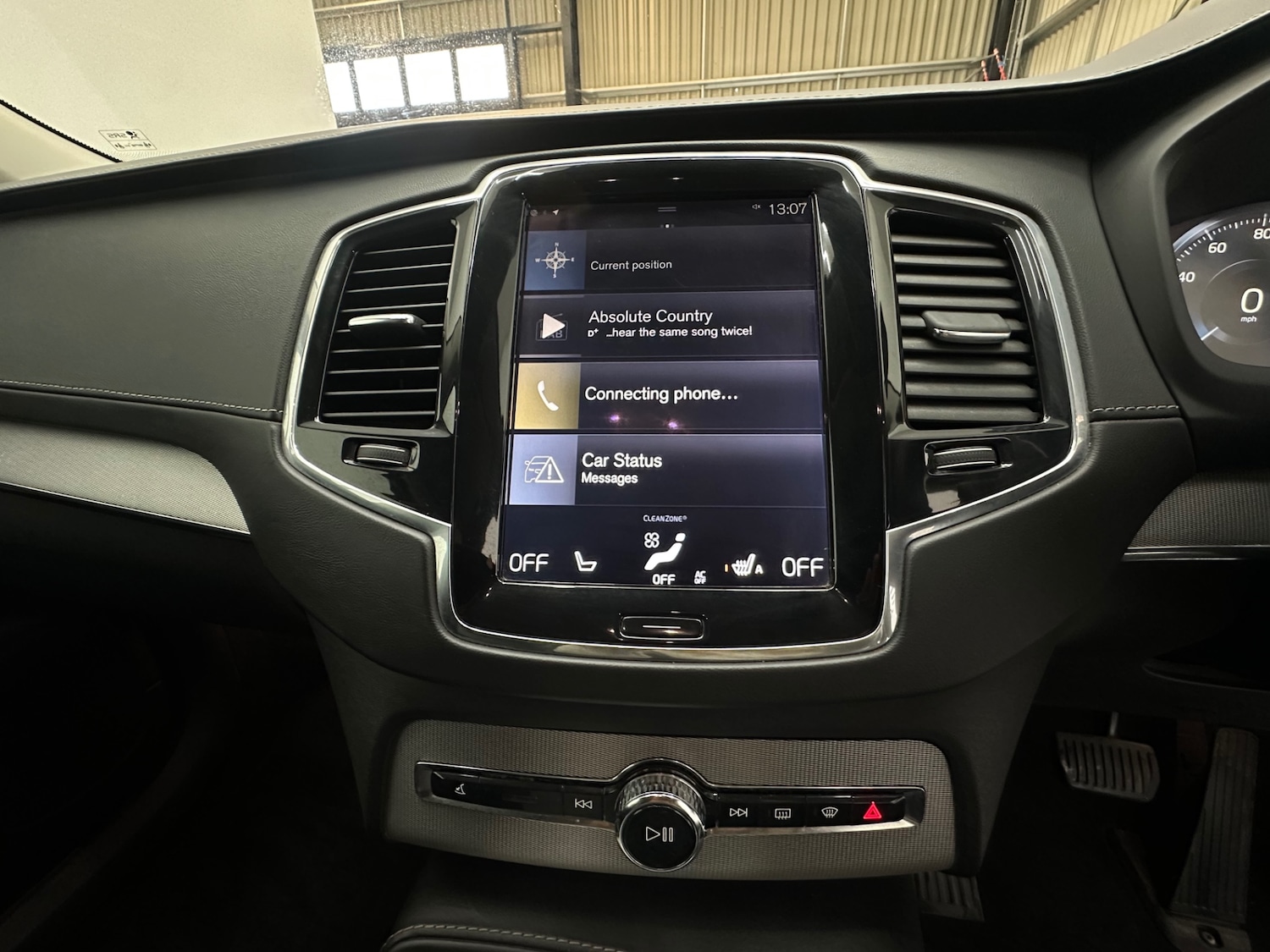 Used Volvo XC90 2017 for sale - 77298704: Photo 31