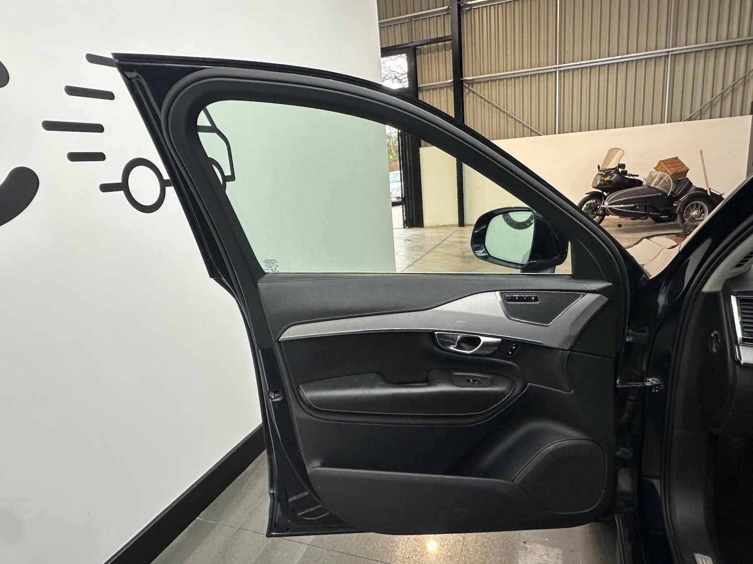 Used Volvo XC90 2017 for sale - 77298704: Photo 7