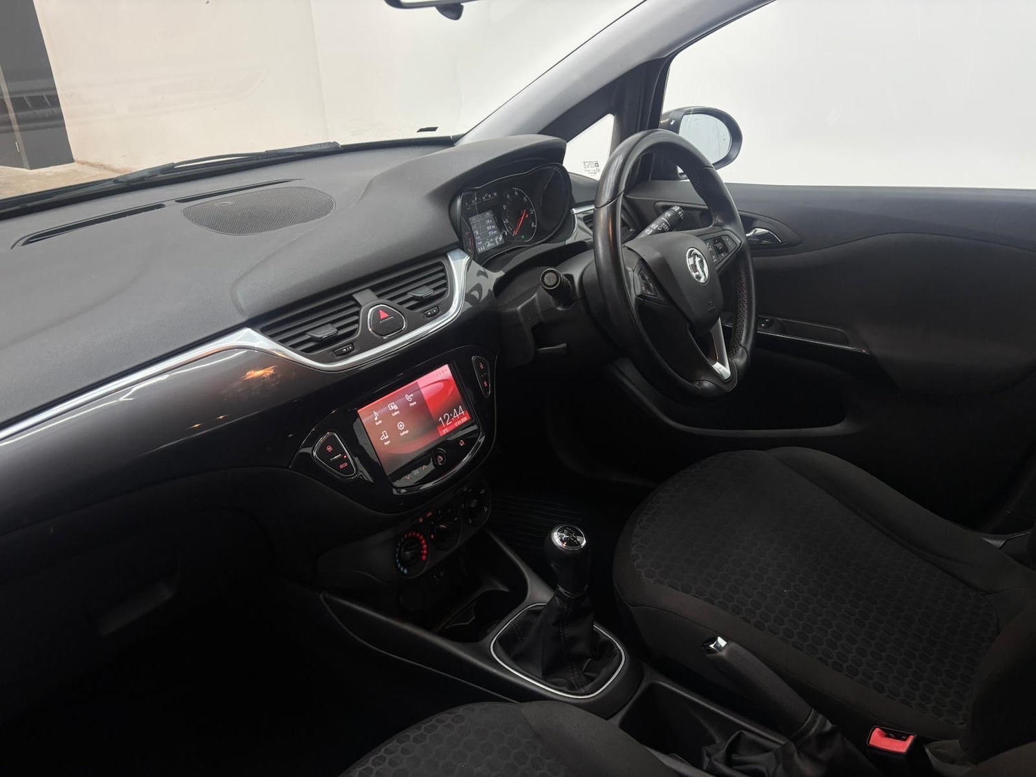 Used Vauxhall Corsa 2015 for sale - 77258624: Photo 10