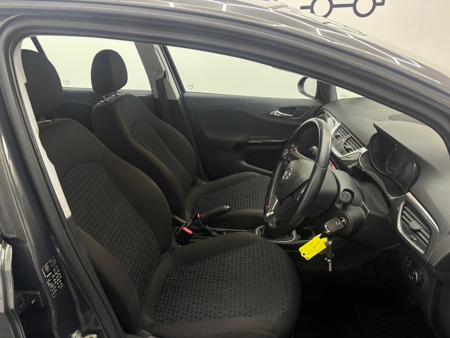 Used Vauxhall Corsa 2015 for sale - 77258624: Photo 21