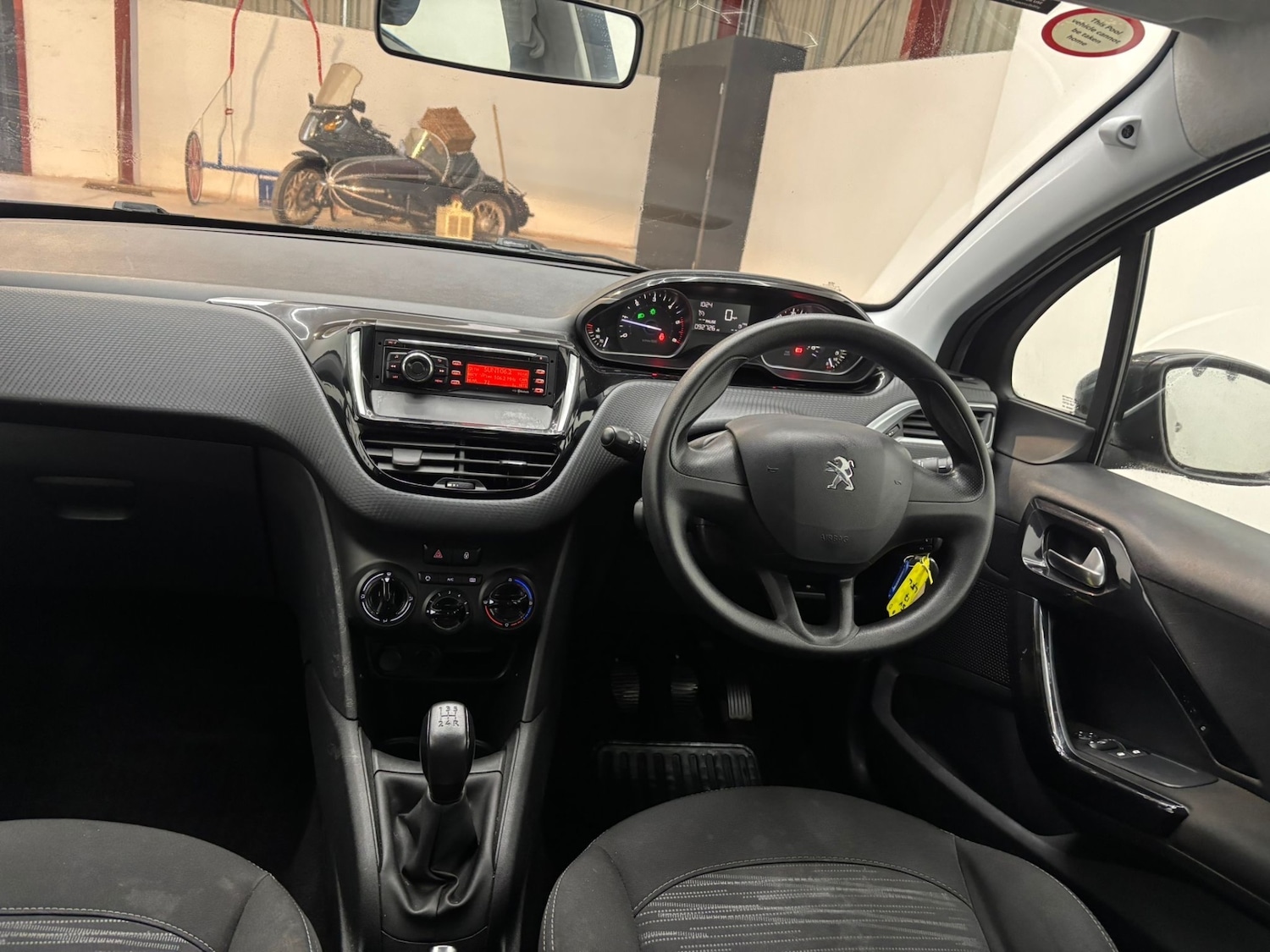 Used Vauxhall Corsa 2015 for sale - 77258624: Photo 22