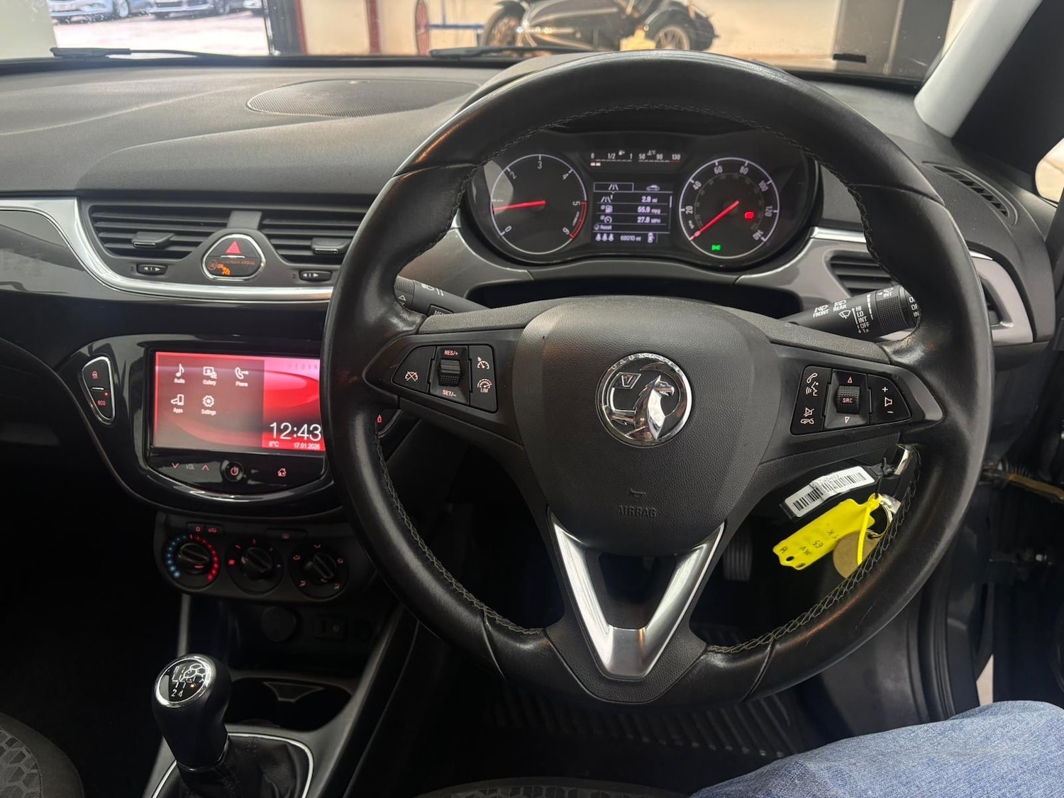 Used Vauxhall Corsa 2015 for sale - 77258624: Photo 25