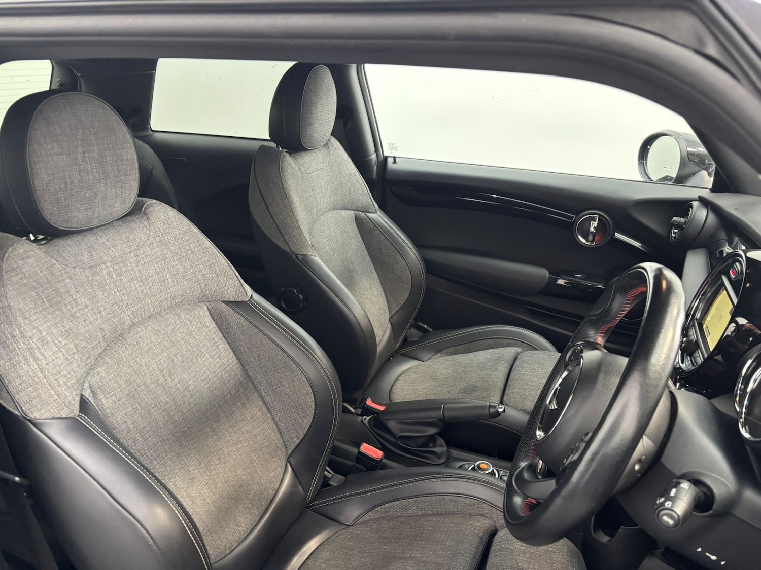 Used MINI Hatch 2017 for sale - 77638695: Photo 18