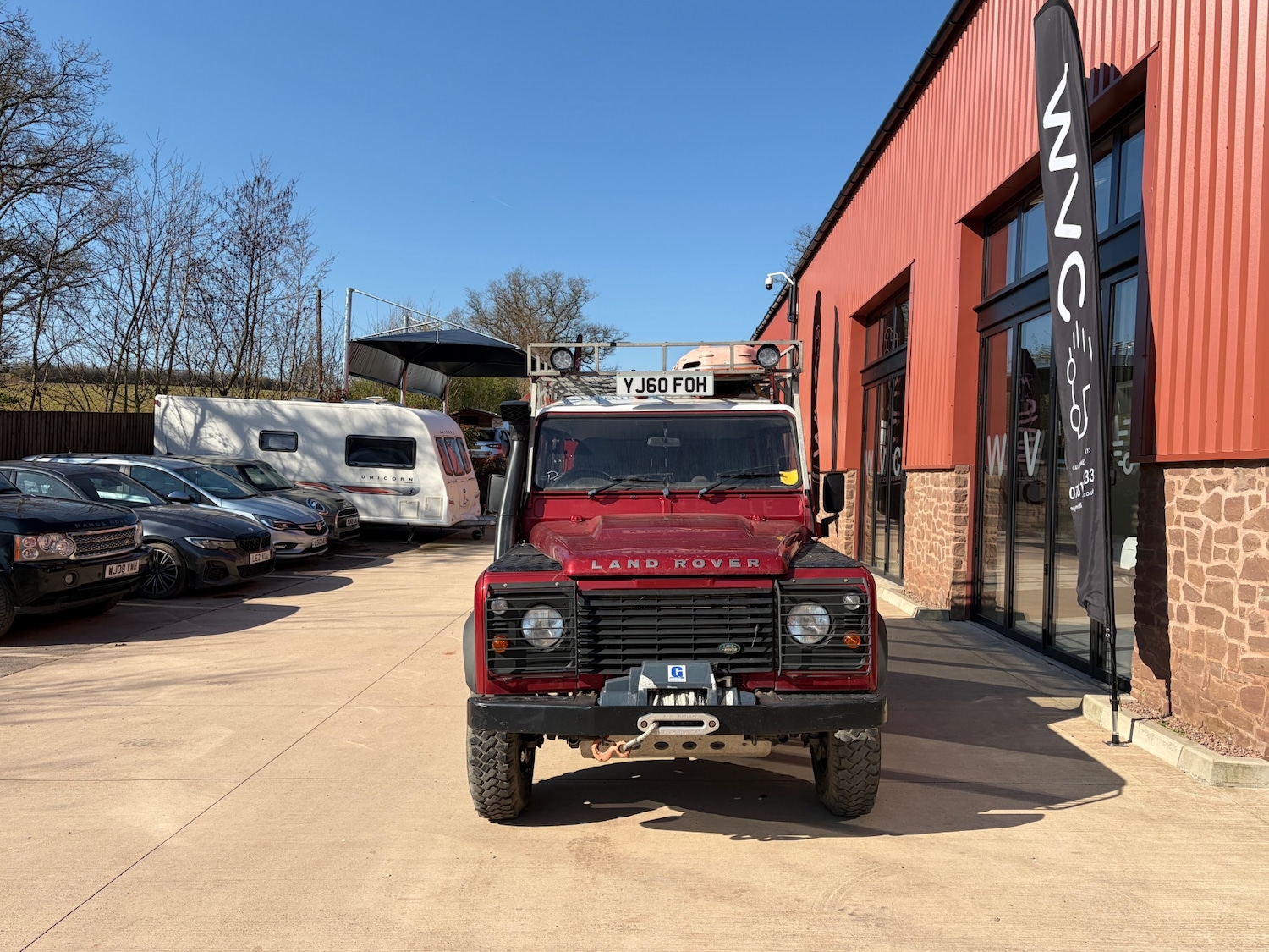 Used Land Rover Defender 2010 for sale - 77946192: Photo 2