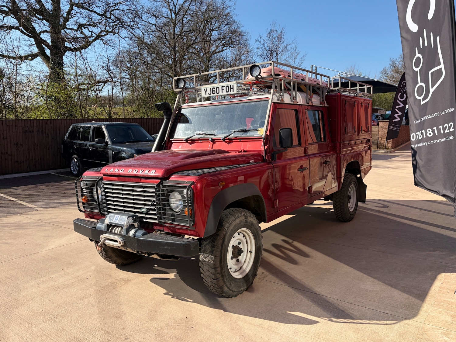 Used Land Rover Defender 2010 for sale - 77946192: Photo 4