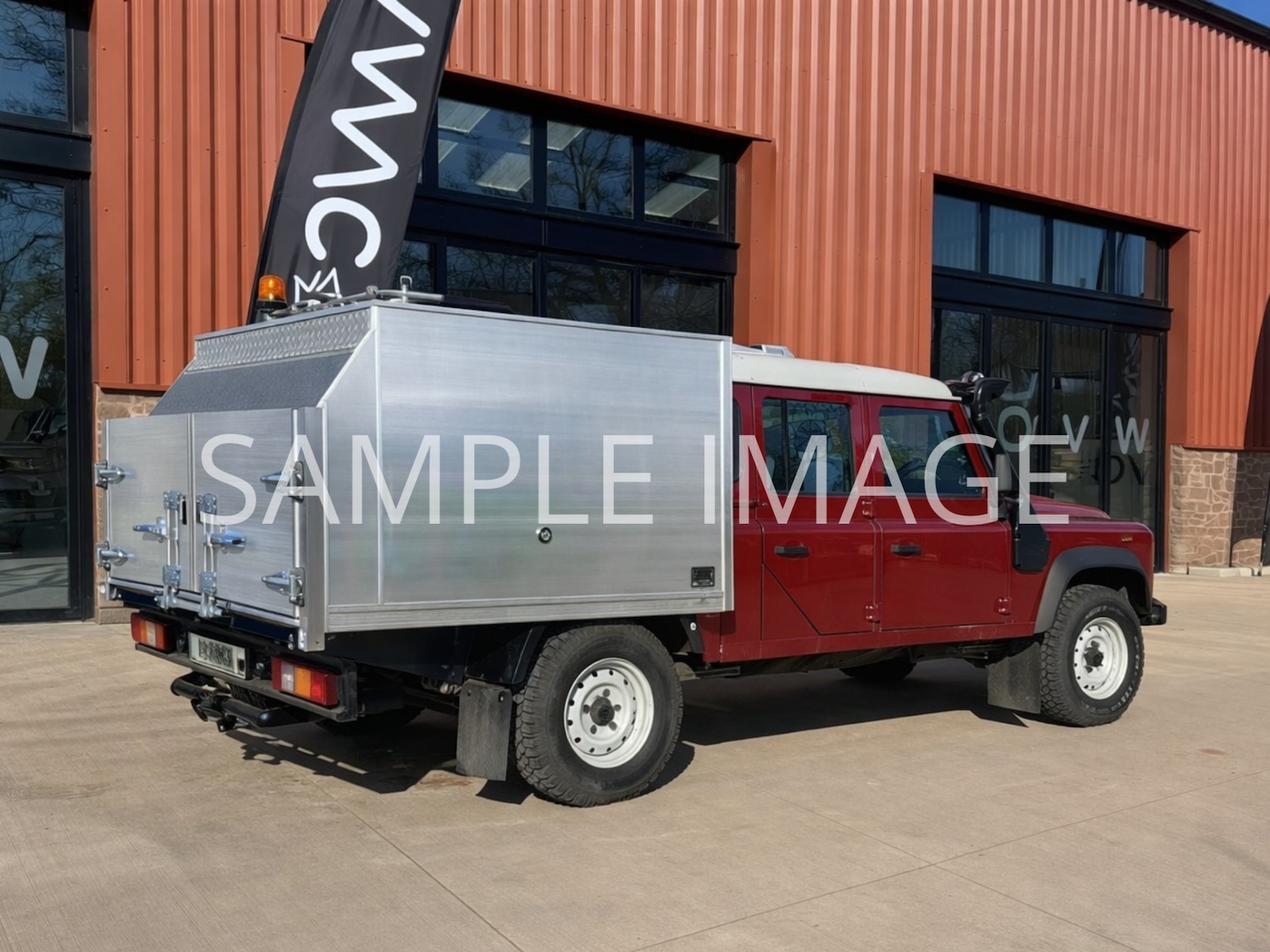 Used Land Rover Defender 2010 for sale - 77946192: Photo 8