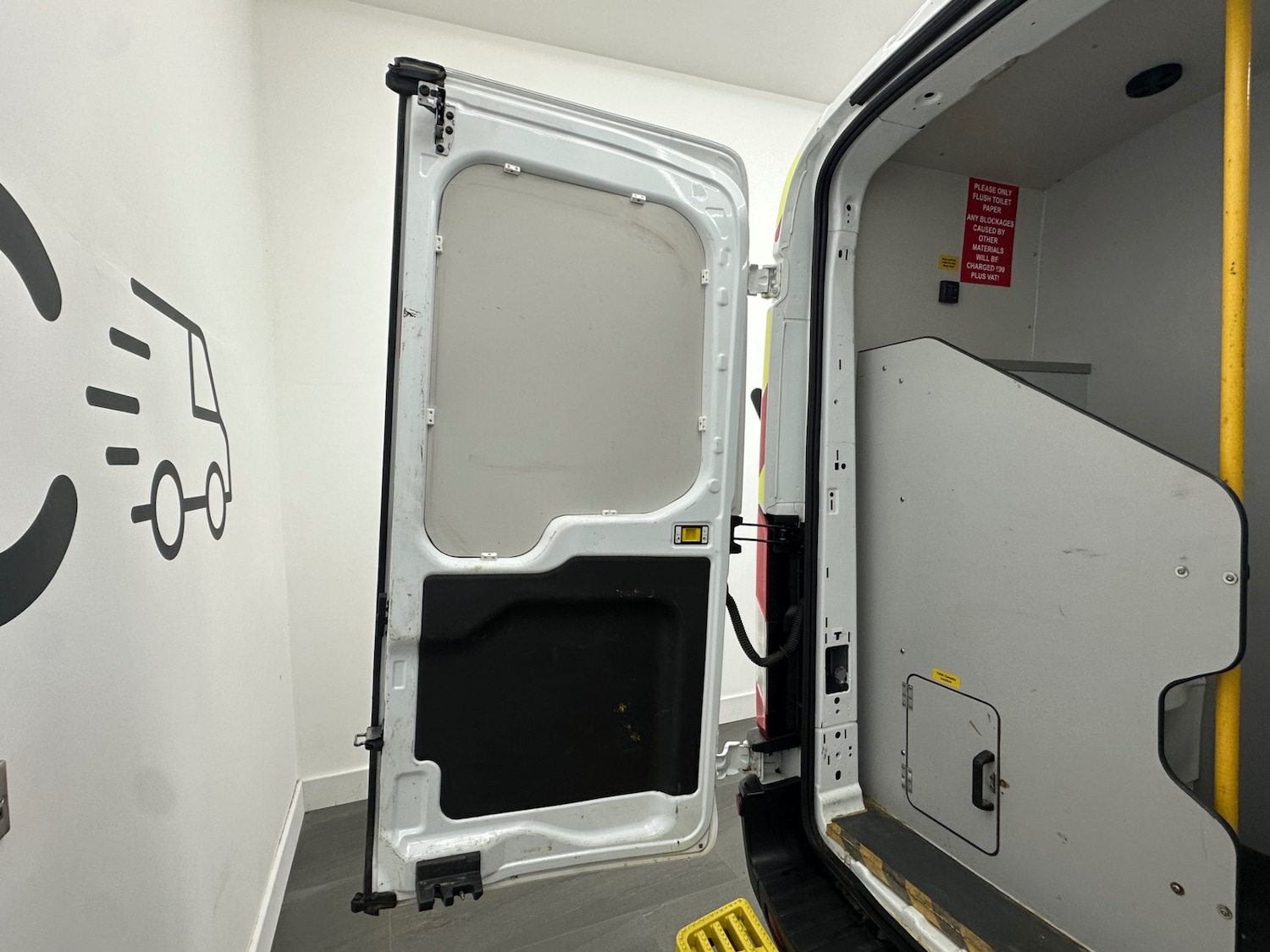 Used Ford Transit 2021 for sale - 76808049: Photo 14