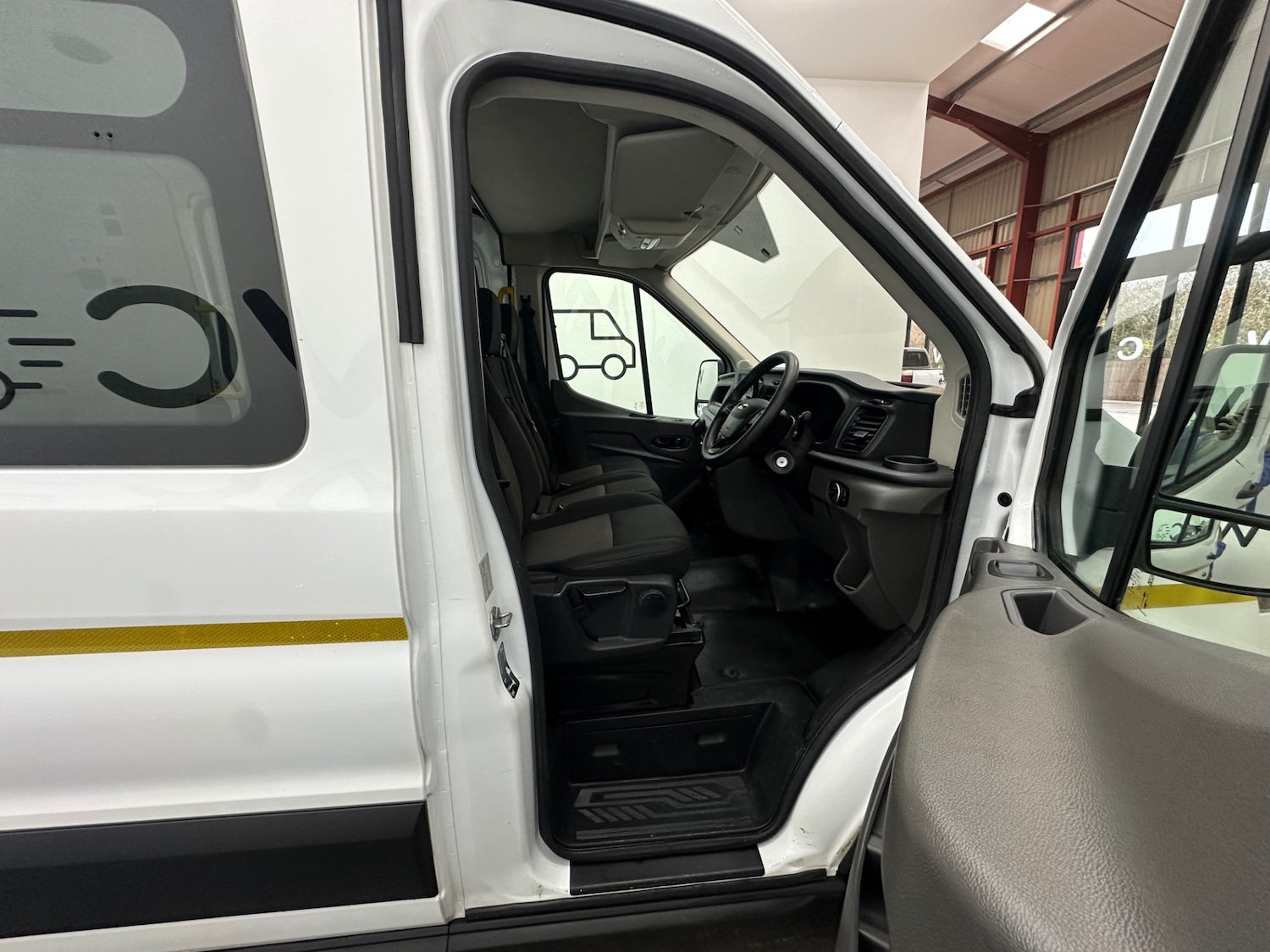 Used Ford Transit 2021 for sale - 76808049: Photo 22