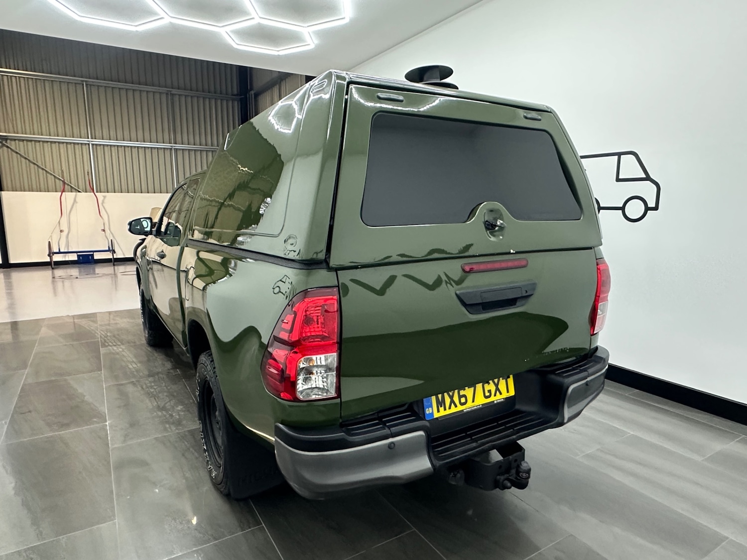 Used Toyota Hilux 2017 for sale - 77577811: Photo 11