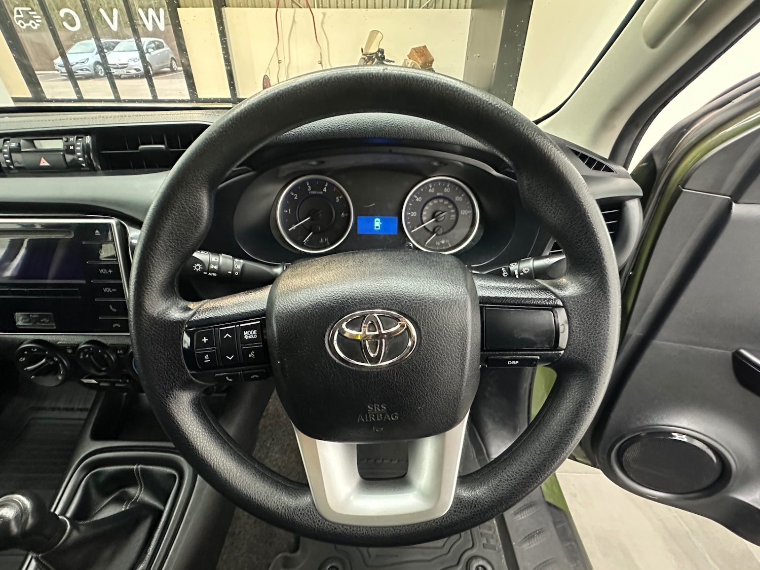 Used Toyota Hilux 2017 for sale - 77577811: Photo 26