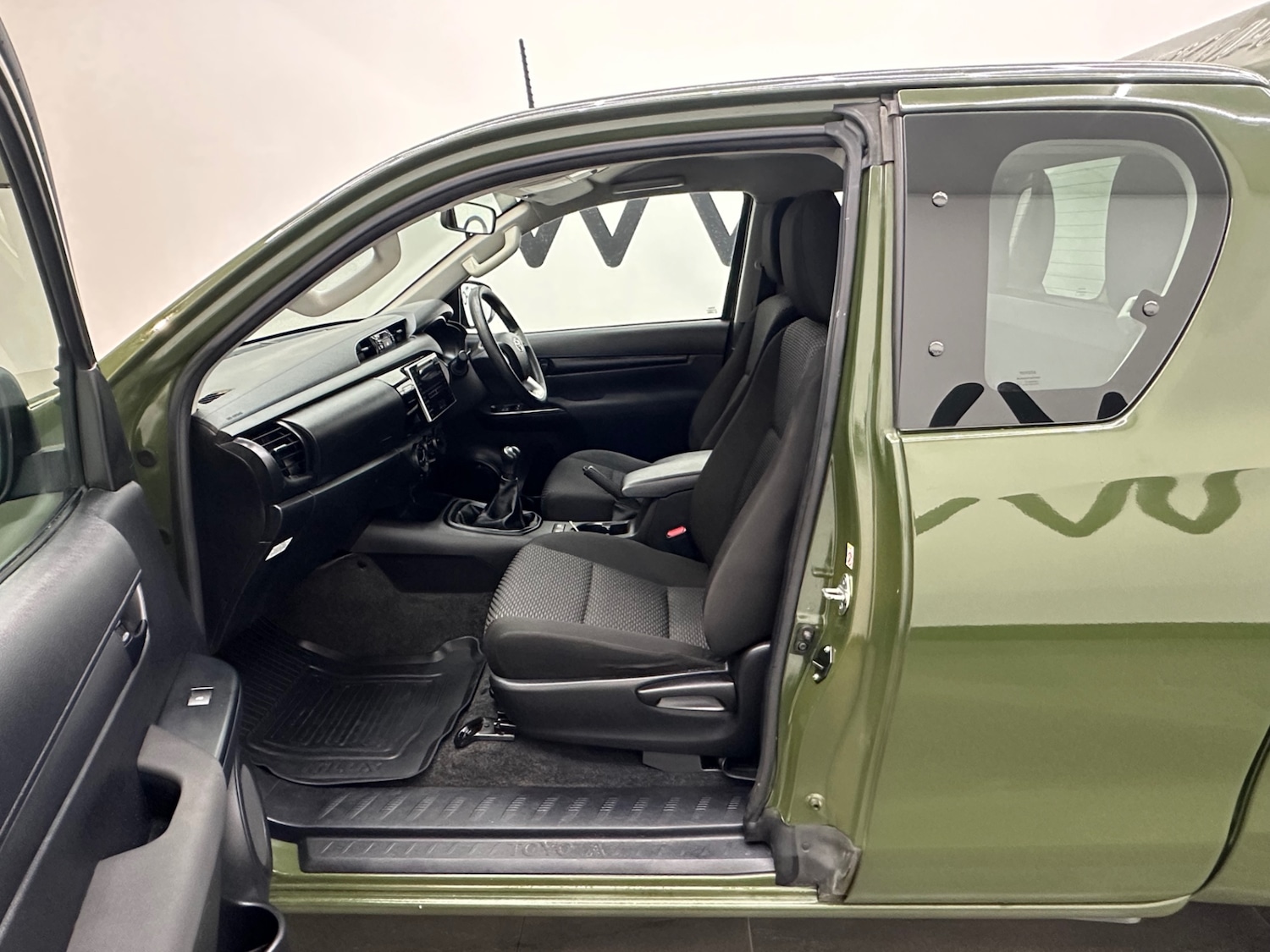 Used Toyota Hilux 2017 for sale - 77577811: Photo 7