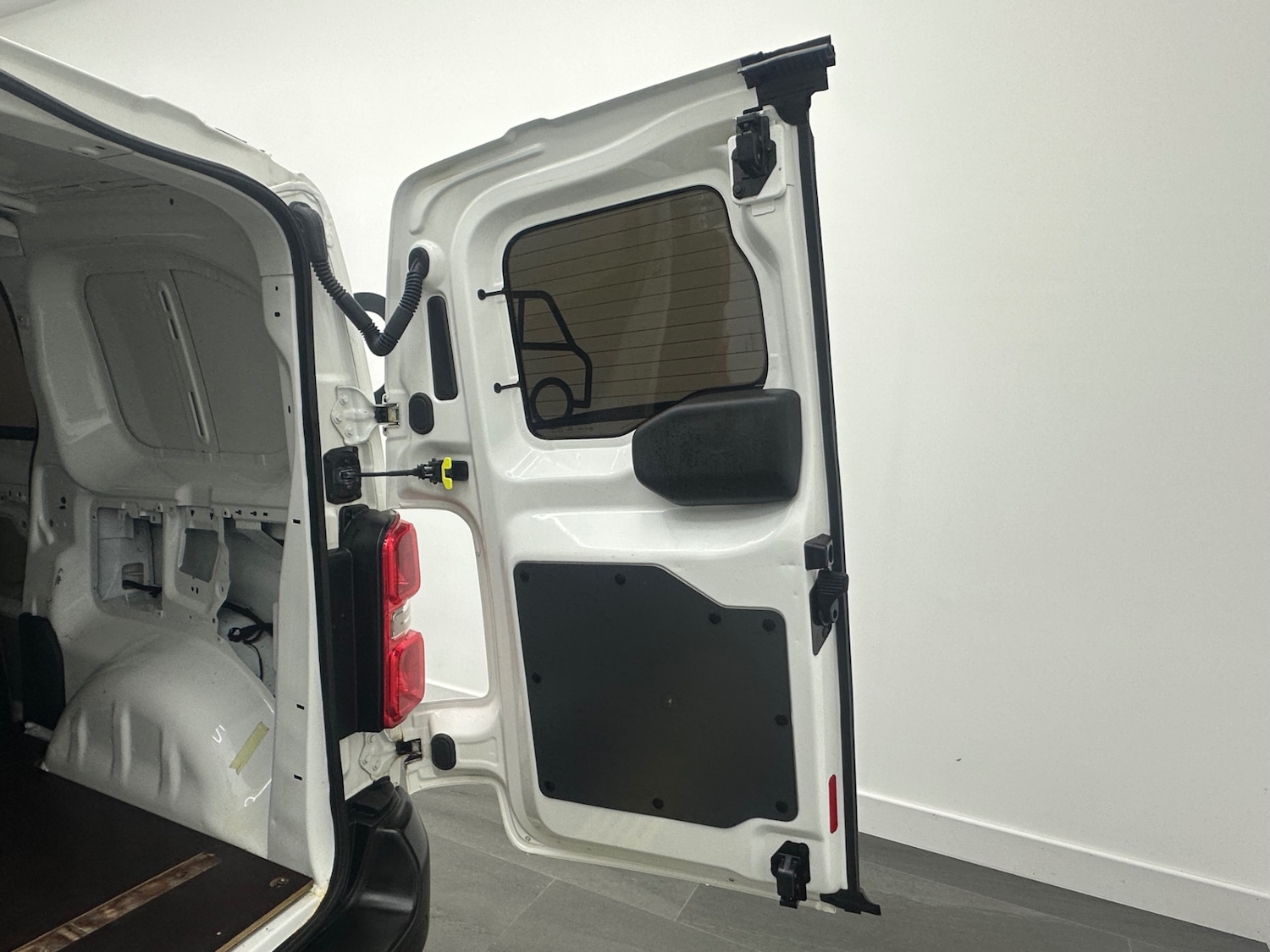 Used Vauxhall Vivaro 2020 for sale - 77179975: Photo 17