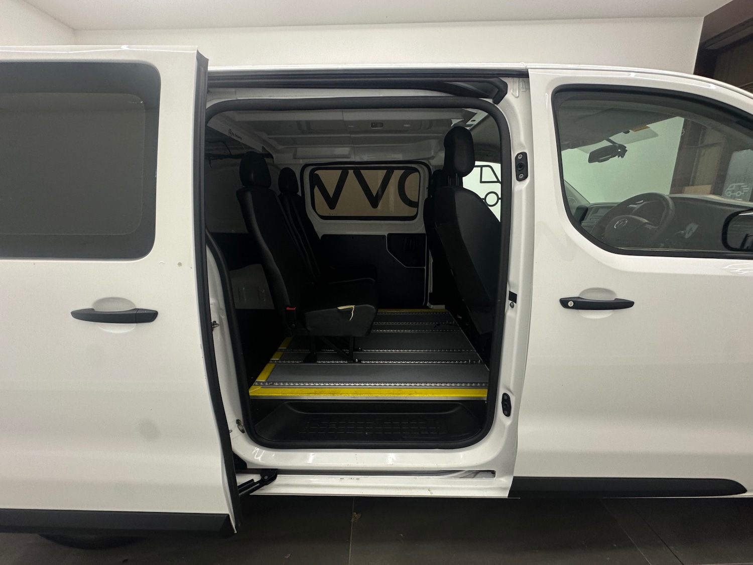 Used Vauxhall Vivaro 2020 for sale - 77179975: Photo 22