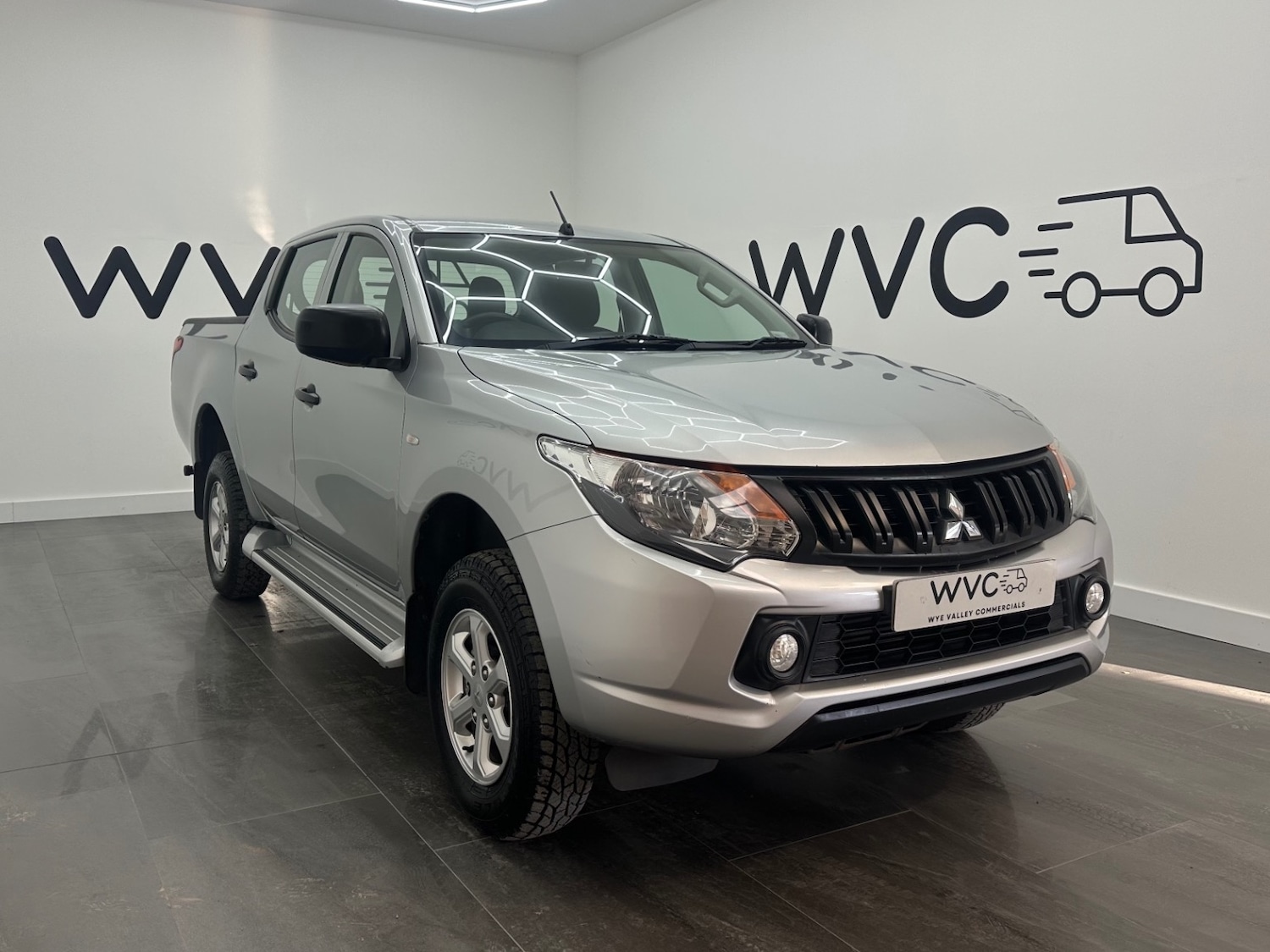 Used Mitsubishi L200 2017 for sale - 76640085: Photo 1