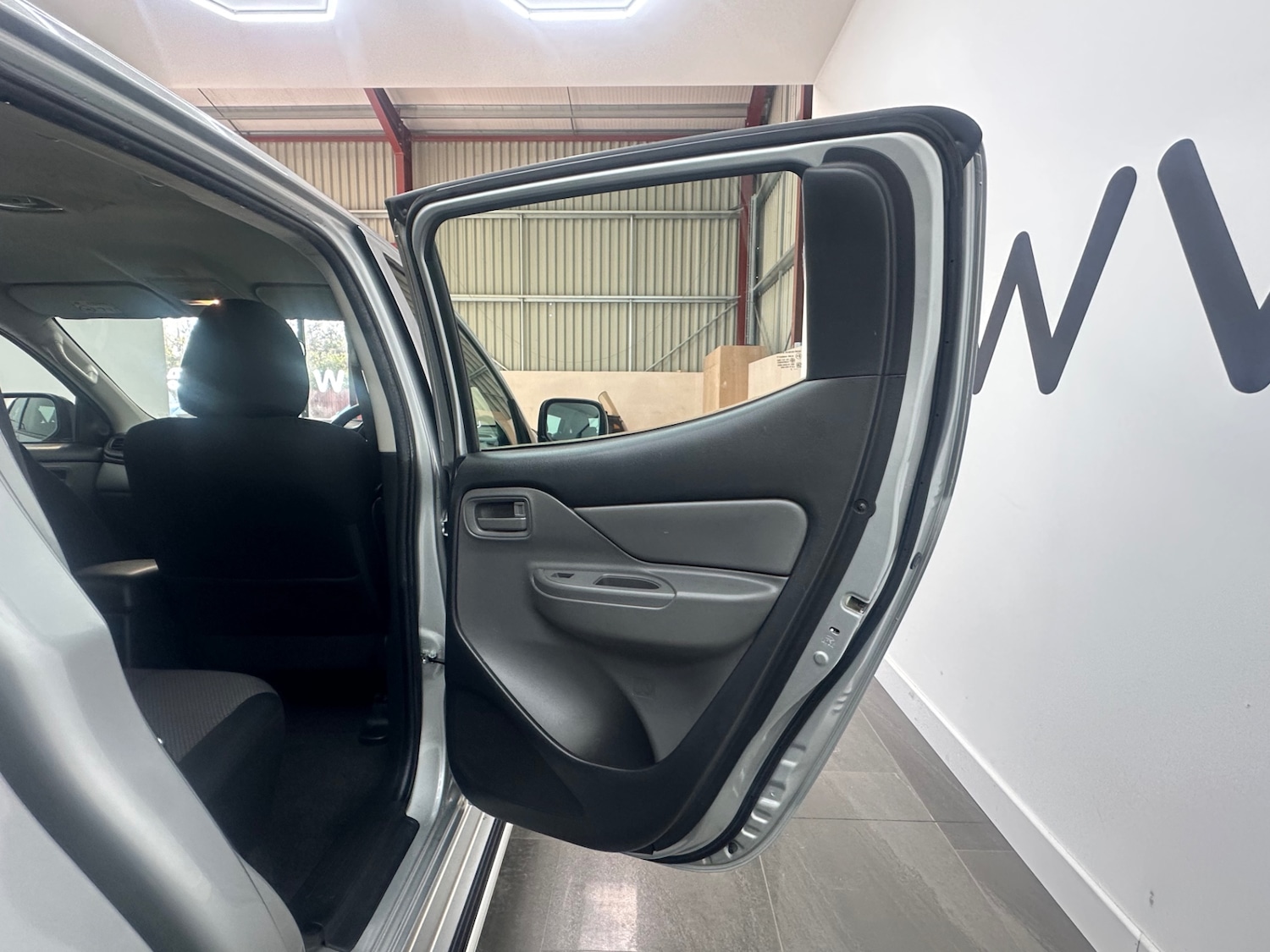 Used Mitsubishi L200 2017 for sale - 76640085: Photo 14