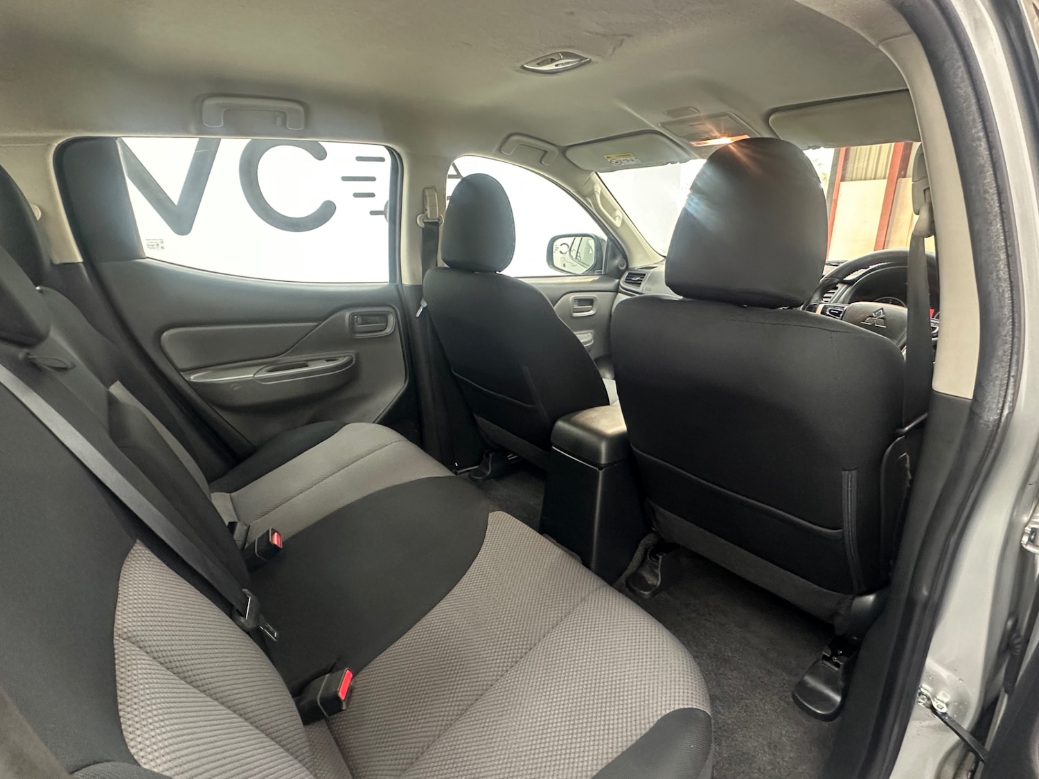 Used Mitsubishi L200 2017 for sale - 76640085: Photo 17