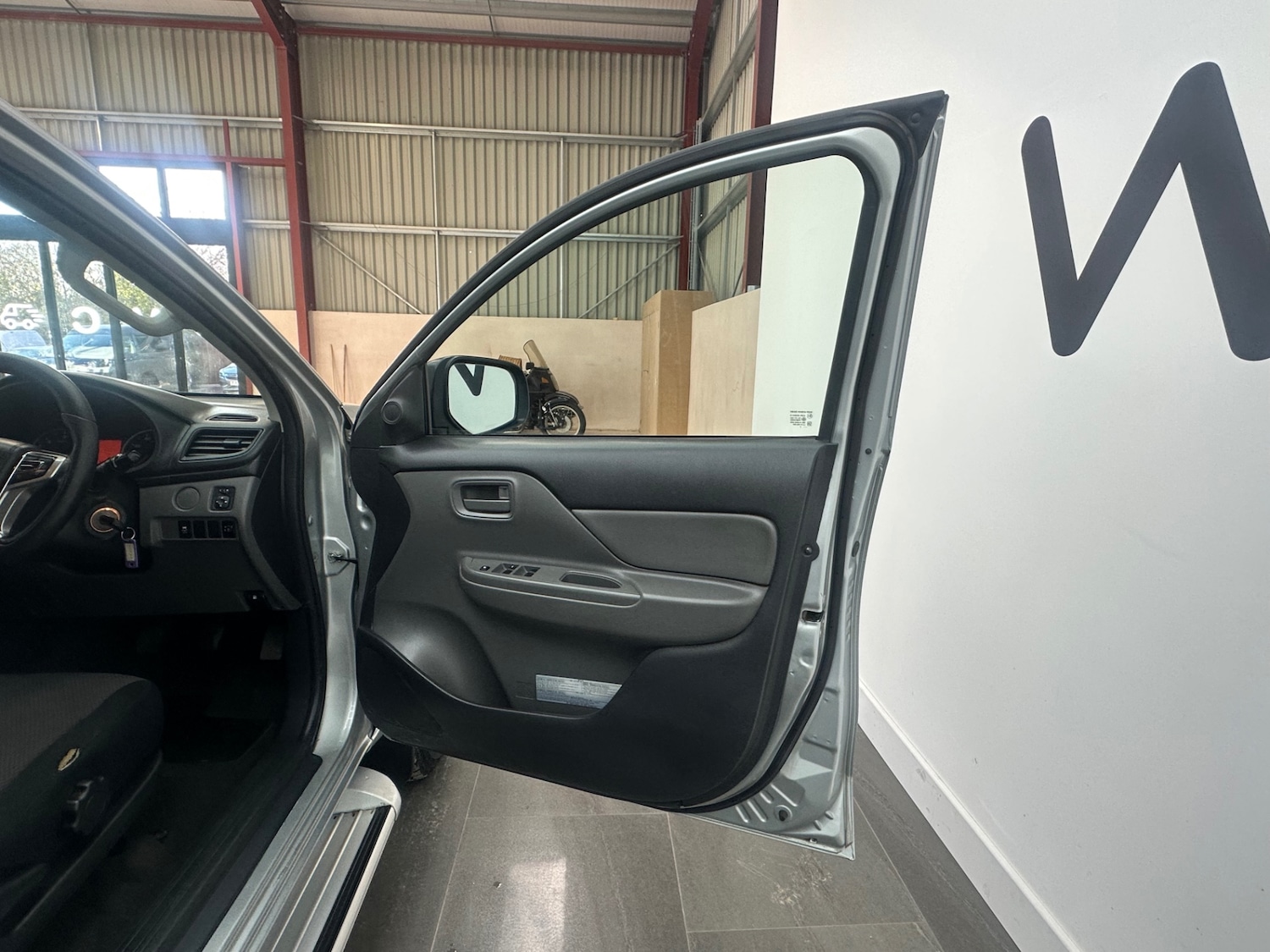 Used Mitsubishi L200 2017 for sale - 76640085: Photo 18