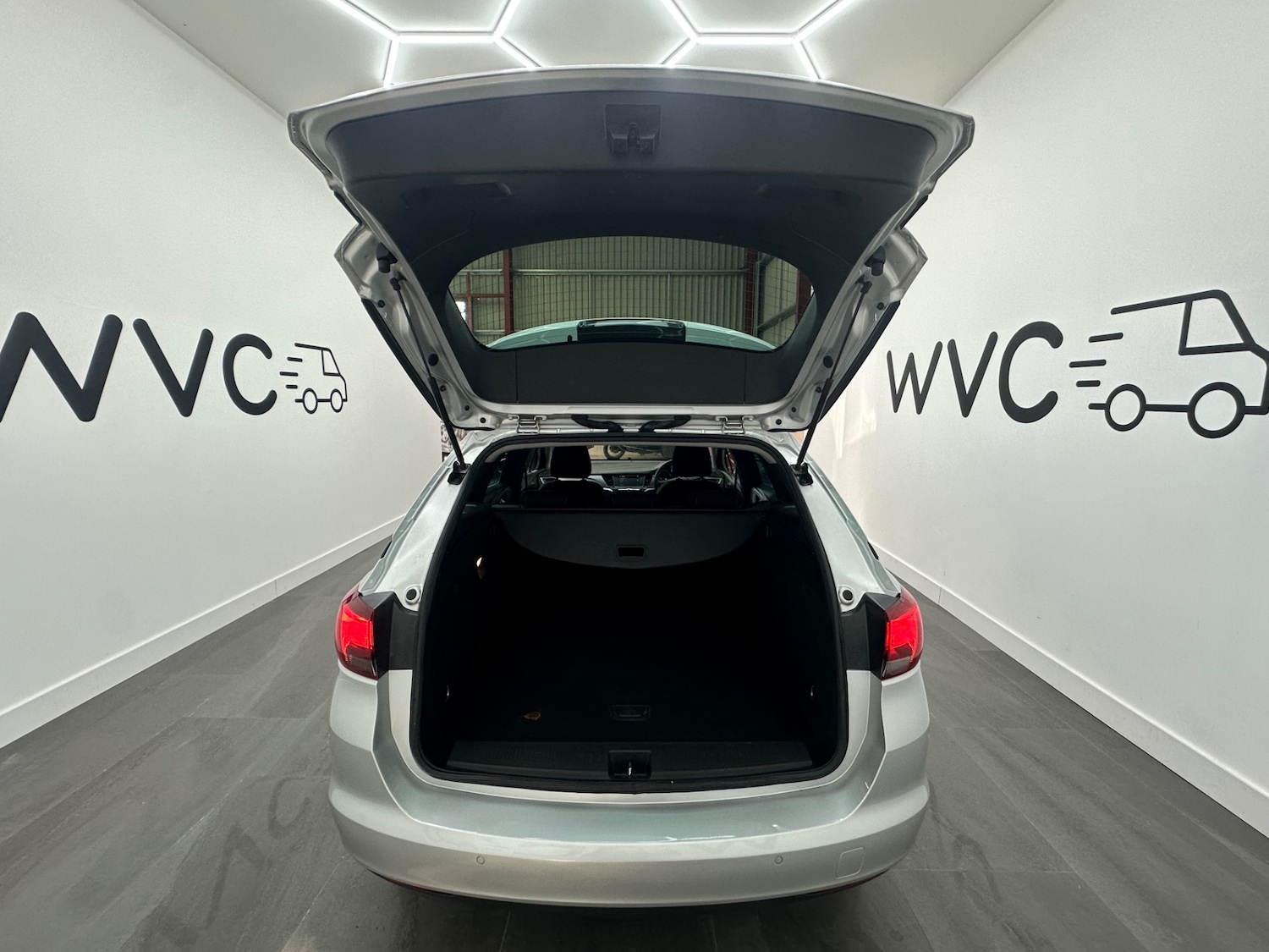 Used Vauxhall Astra 2019 for sale - 77114129: Photo 12