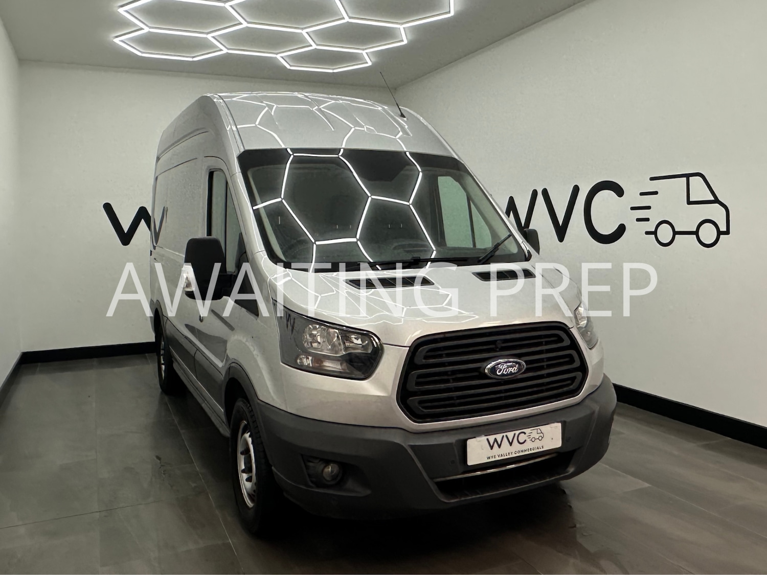 Used Ford Transit 2019 for sale - 77618938: Photo 1