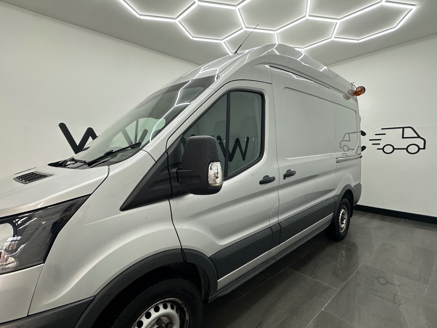 Used Ford Transit 2019 for sale - 77618938: Photo 4