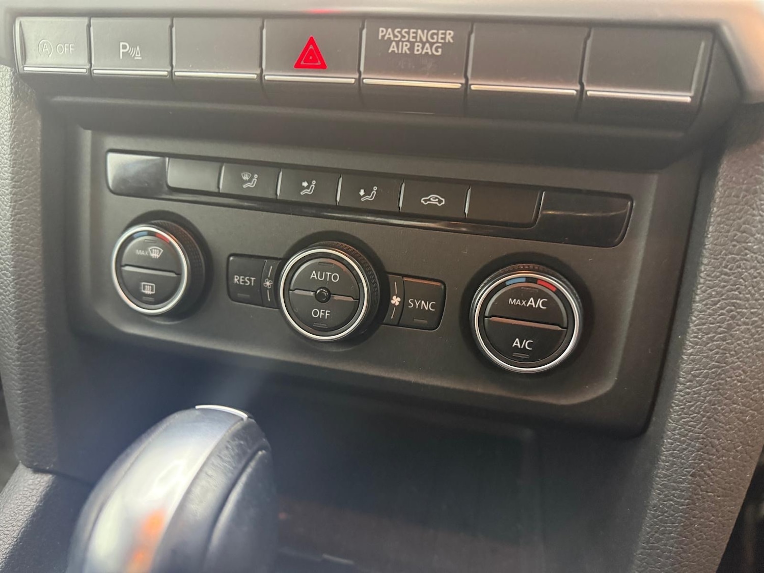 Used Volkswagen Amarok 2019 for sale - 76637296: Photo 18