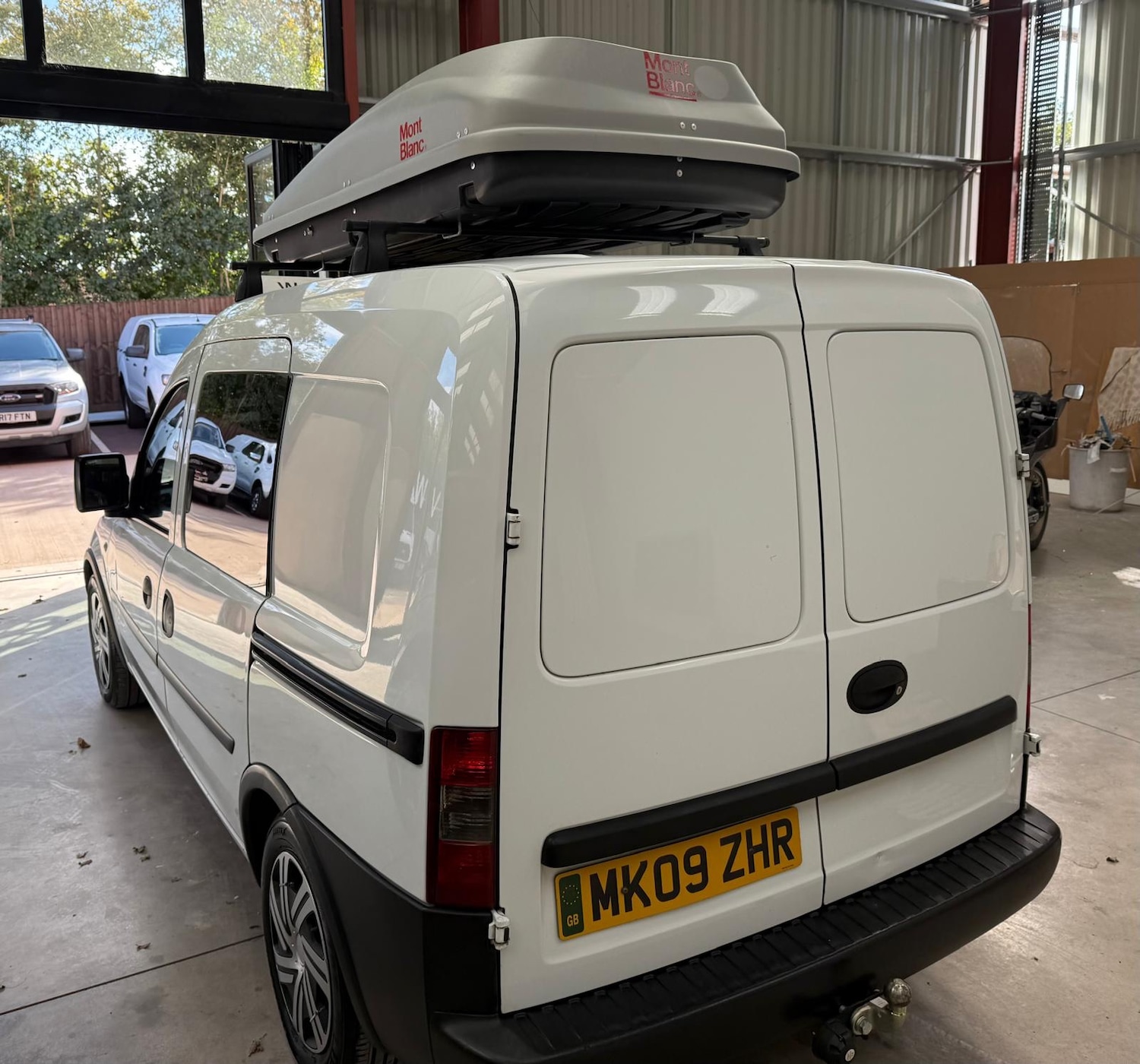 Used Vauxhall Combo 2009 for sale - 76638019: Photo 10