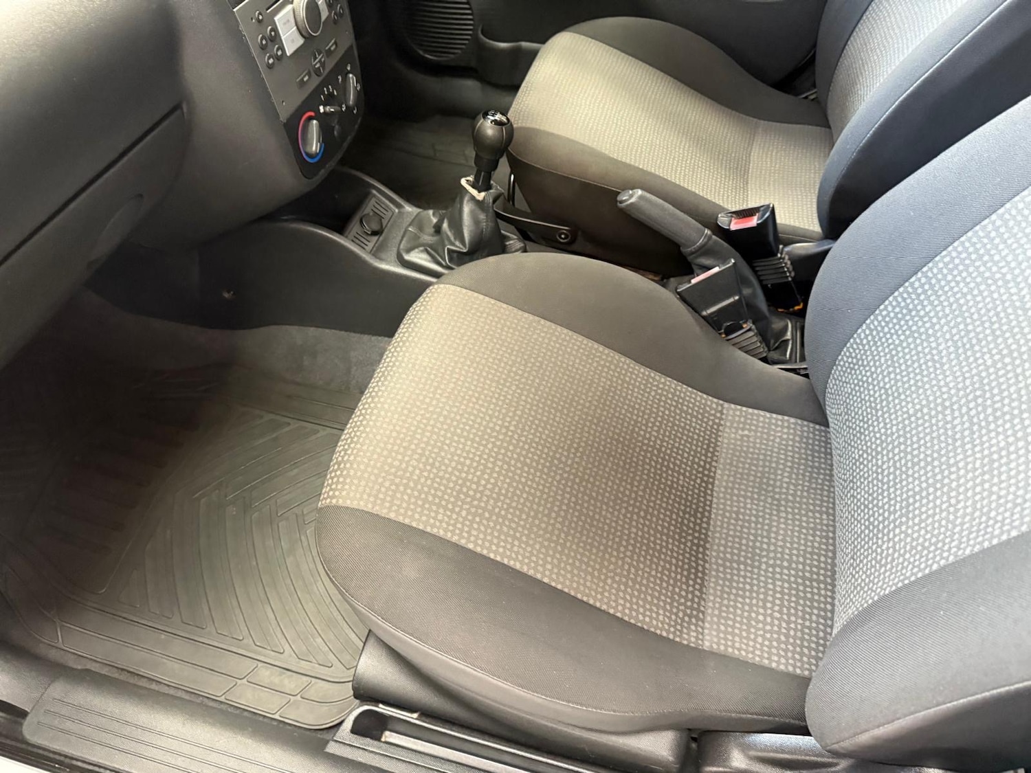 Used Vauxhall Combo 2009 for sale - 76638019: Photo 4