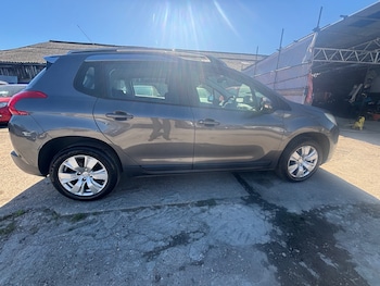 Used Peugeot 2008 2014 for sale - 78438815: Photo