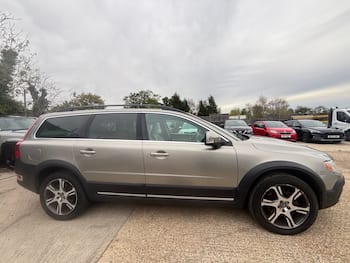 Used Volvo XC70 2013 for sale - 79771891: Photo