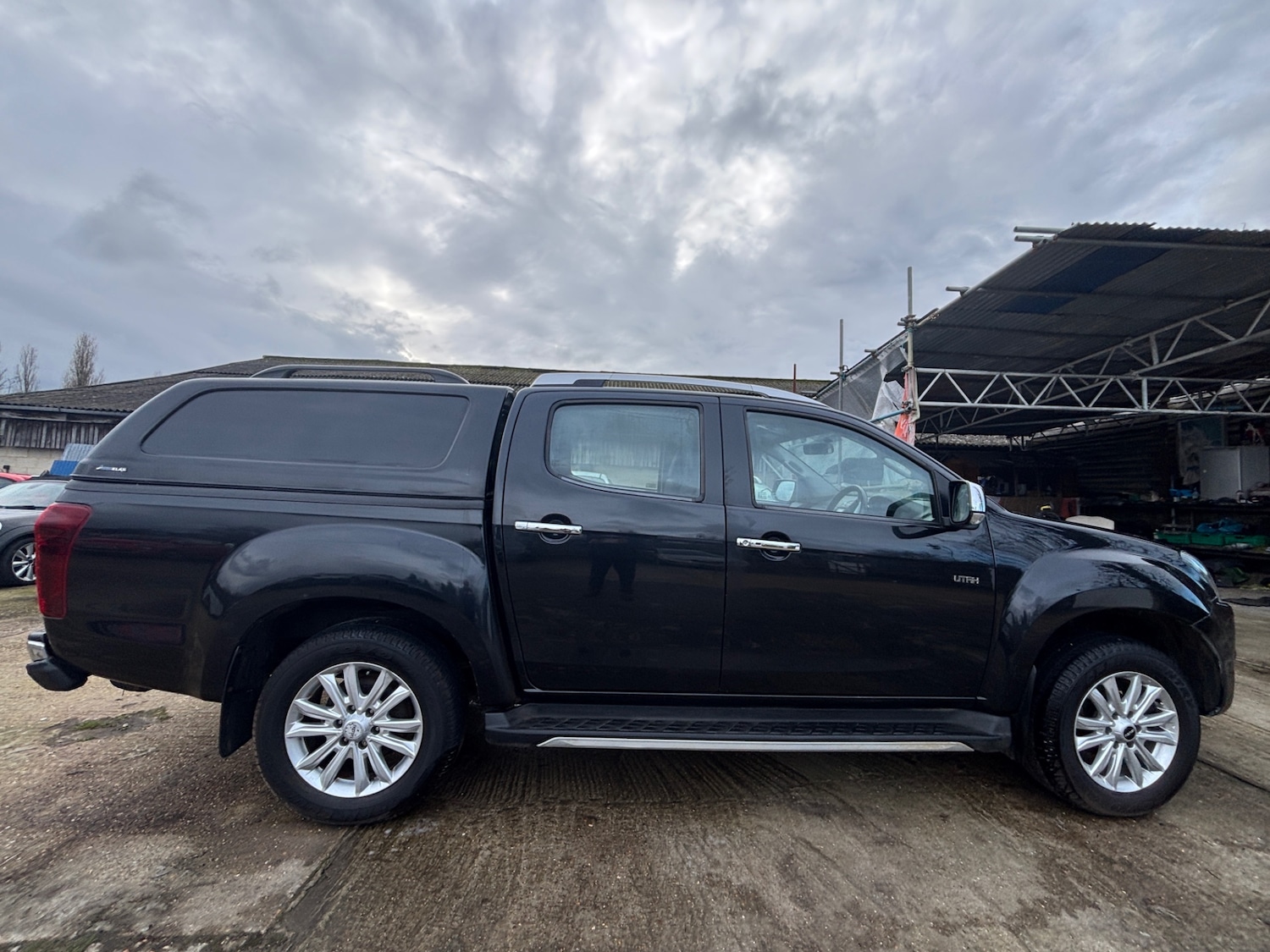 Used Isuzu D-Max 2020 for sale - 77548450: Photo 9