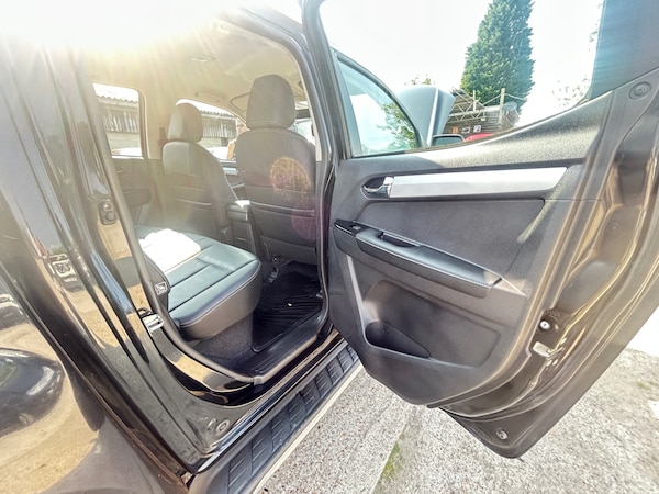 Used Isuzu D-Max 2020 for sale - 75228200: Photo 14