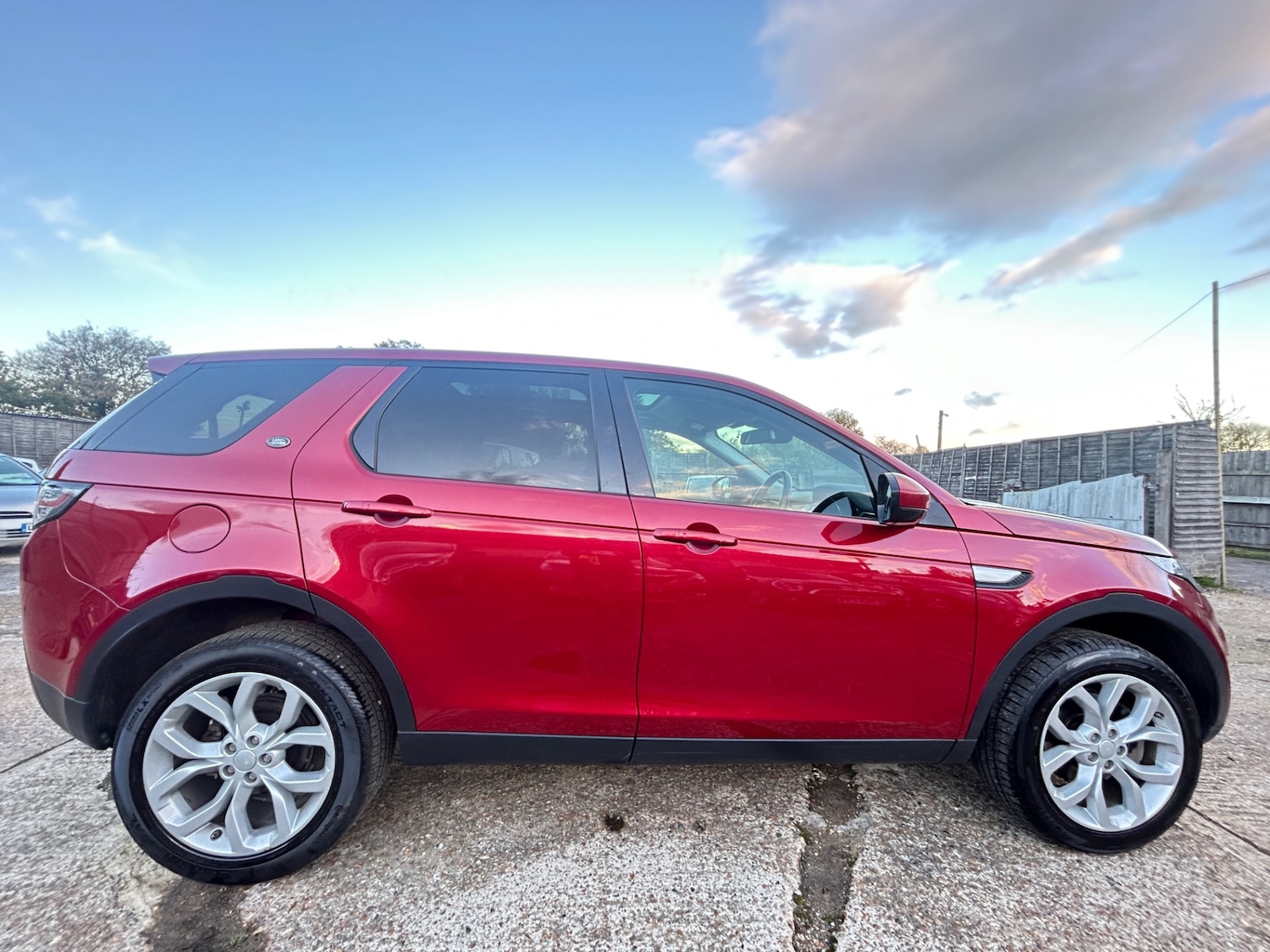 Used Land Rover Discovery Sport 2019 for sale - 76374409: Photo 24