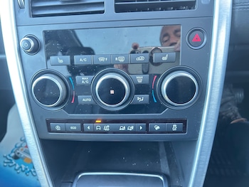 Used Land Rover Discovery Sport 2019 for sale - 76374409: Photo