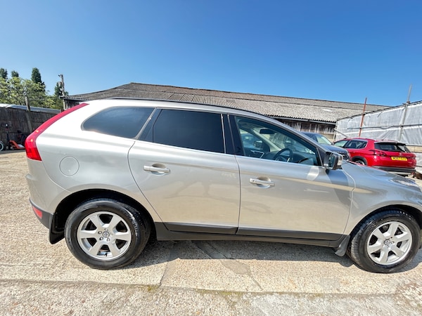 Used Volvo XC60 2012 for sale - 75220270: Photo 11
