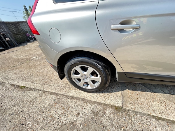 Used Volvo XC60 2012 for sale - 75220270: Photo 8