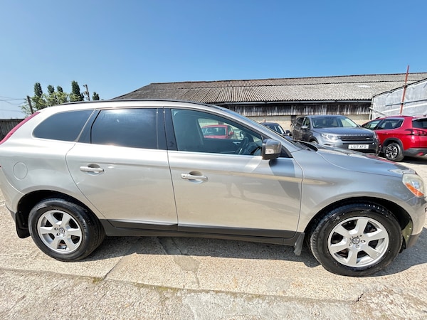 Used Volvo XC60 2012 for sale - 75220270: Photo 9