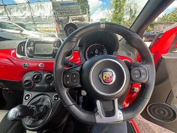 Used Abarth 595 2019 for sale - 79129995: Photo