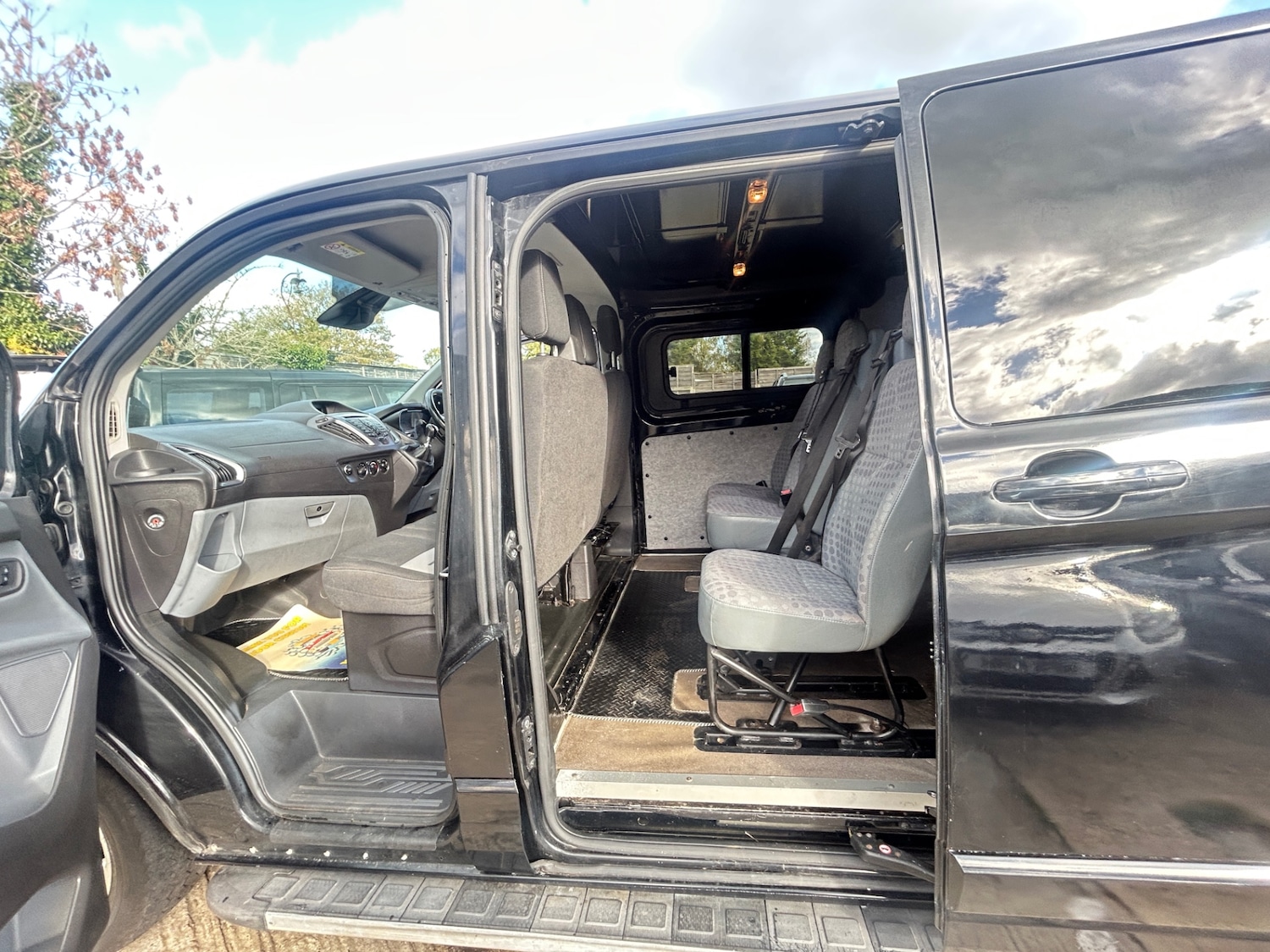 Used Ford Transit Custom 2017 for sale - 76649856: Photo 11