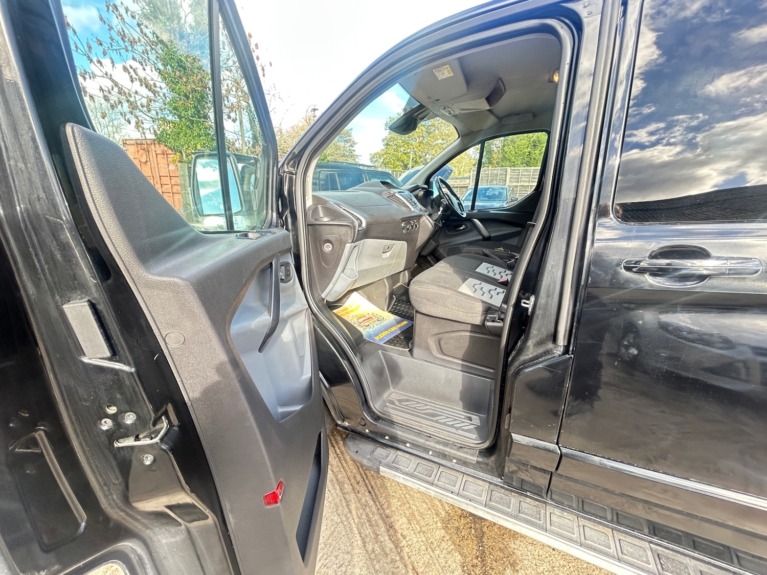 Used Ford Transit Custom 2017 for sale - 76649856: Photo 20