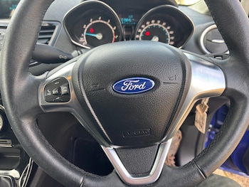 Used Ford Fiesta 2015 for sale - 77453464: Photo