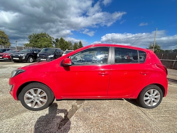 Used Hyundai i20 2012 for sale - 75822866: Photo