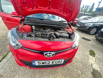 Used Hyundai i20 2012 for sale - 75822866: Photo