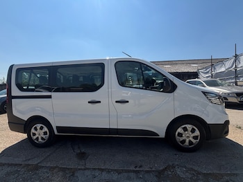 Used Renault Trafic 2023 for sale - 79205706: Photo