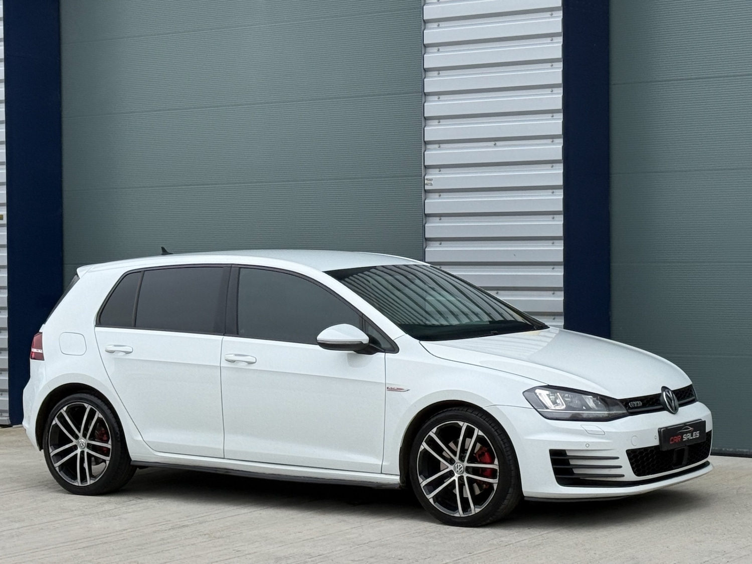 Used Volkswagen Golf 2014 for sale - 77838402: Photo 2