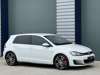 Used Volkswagen Golf 2014 for sale - 77838402: Photo