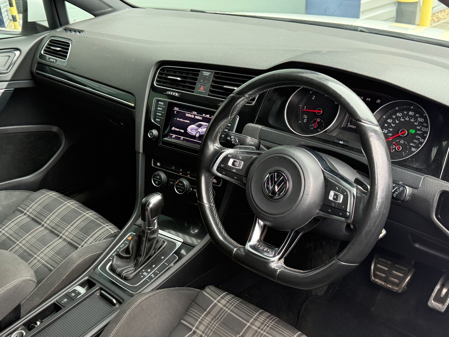 Used Volkswagen Golf 2014 for sale - 77838402: Photo 7