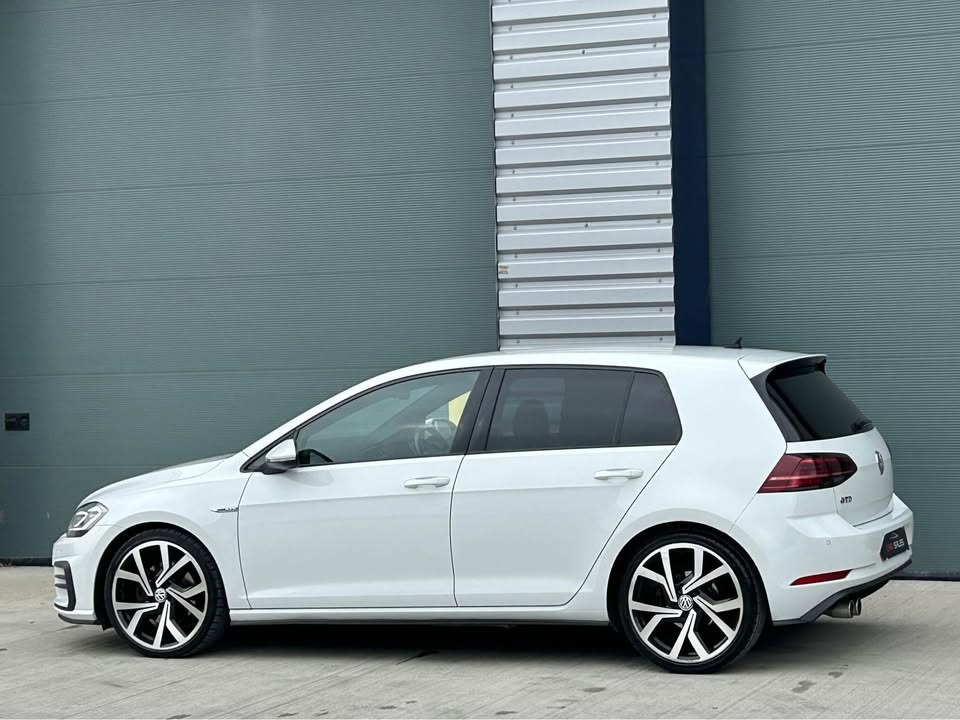 Used Volkswagen Golf 2017 for sale - 76146801: Photo 15